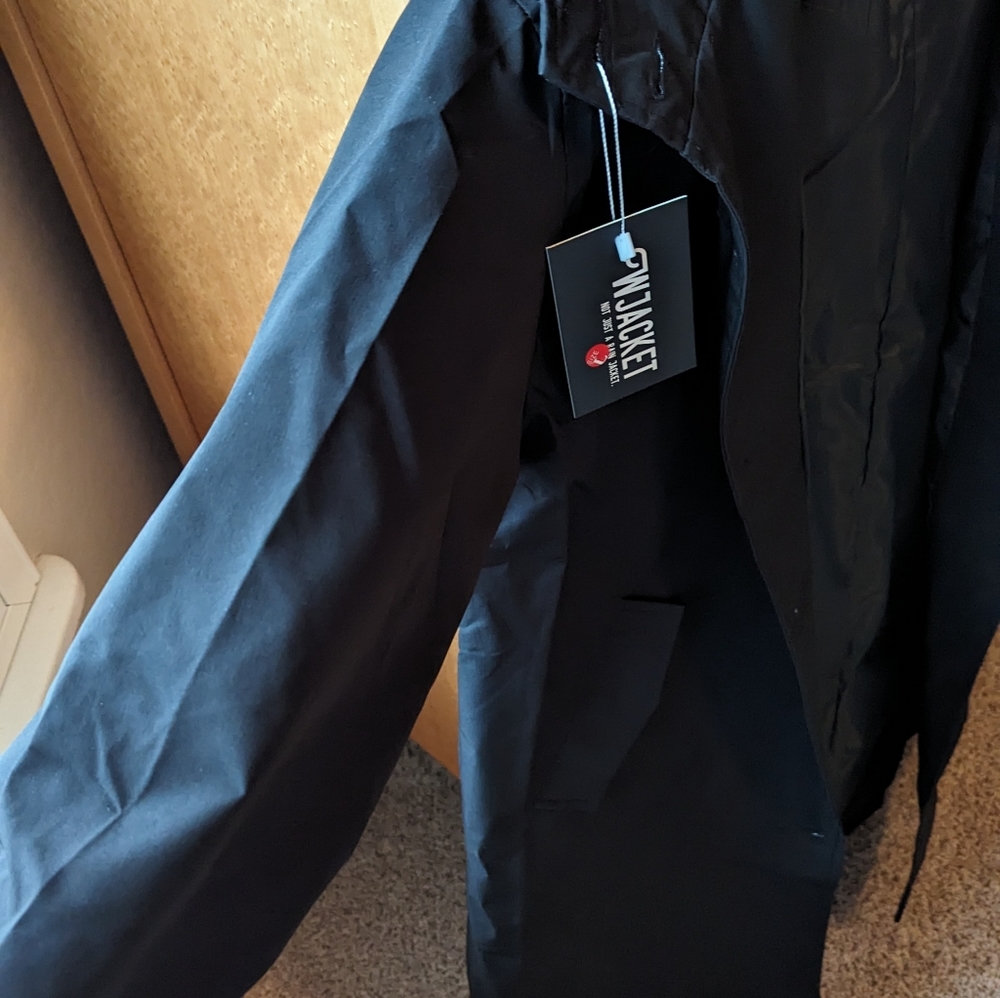 Women's Spring Jacket - Picture 3 of 7